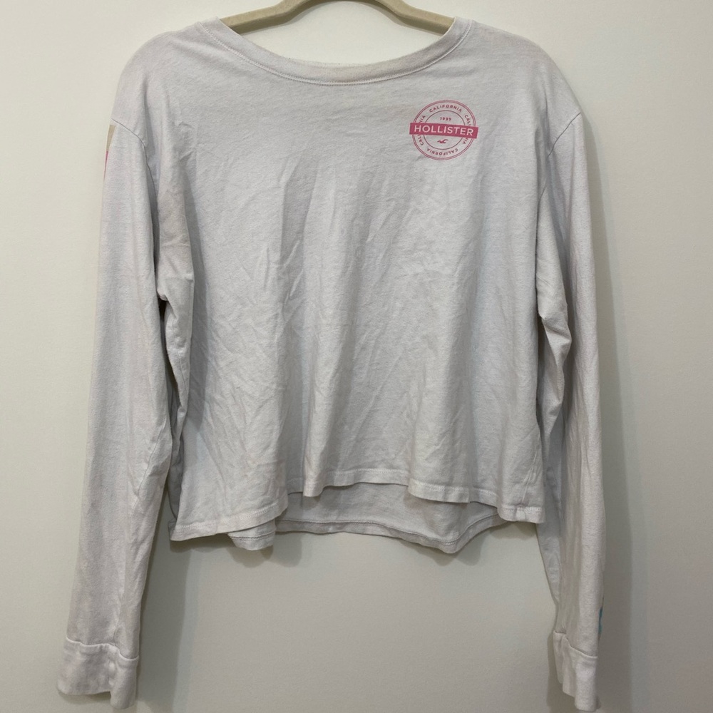 Cropped Hollister Tee